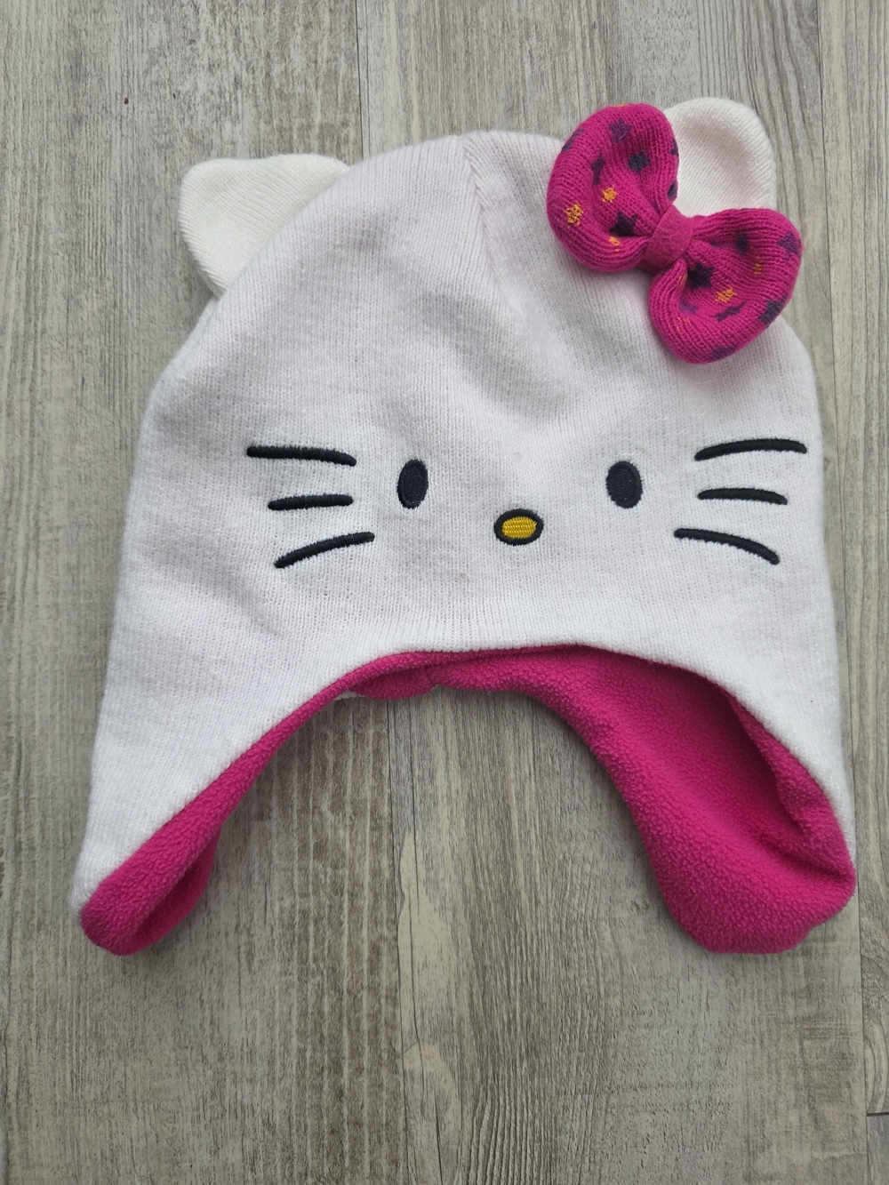 Sanrio Hello Kitty Fleece Lined Beanie Hat with Bow White Pink